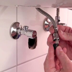 Changement de flexibles sur robinet